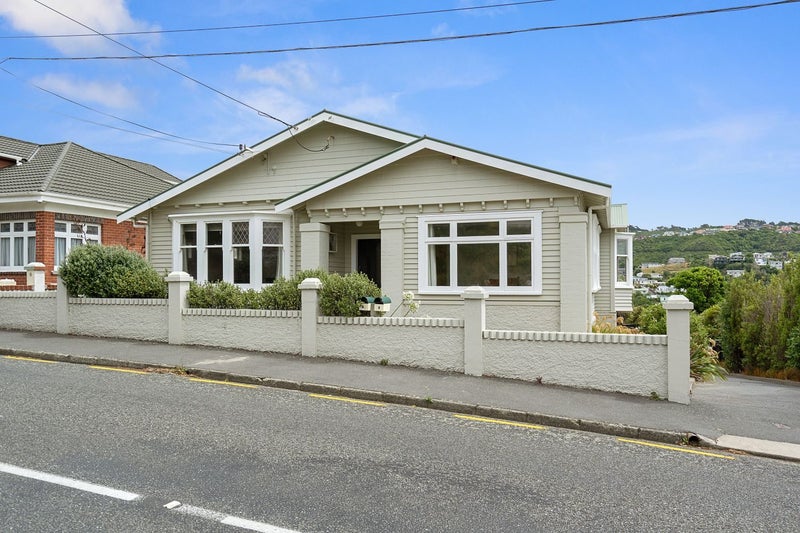 4 Mills Road, Brooklyn, Wellington - Carousel 1