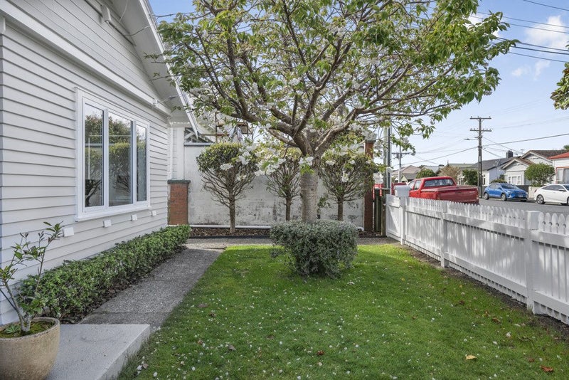 23 Ava Street, Petone, Lower Hutt - Carousel 2