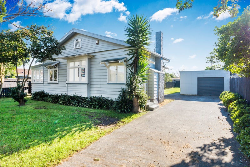 2/31 Tennessee Avenue, Māngere East, Auckland - Carousel 1