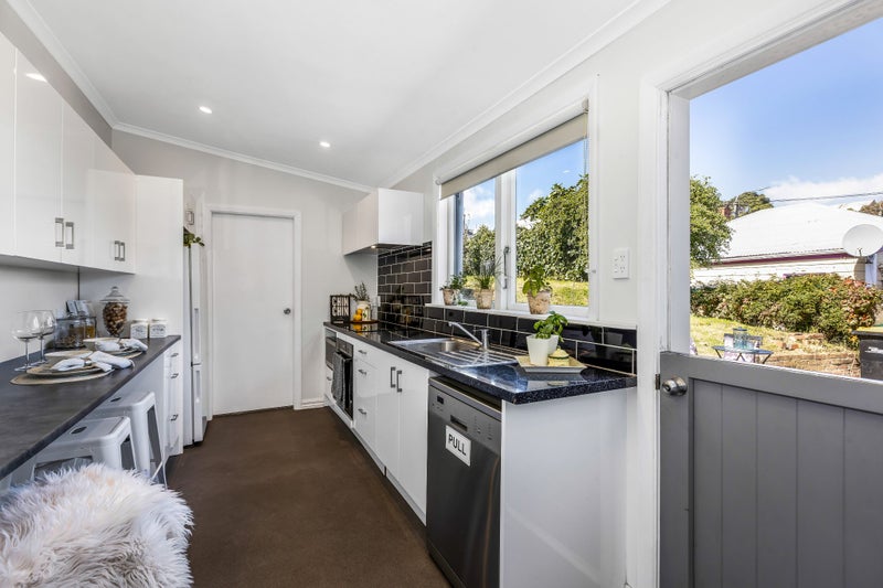 75 Coromandel Street, Newtown, Wellington - Carousel 2