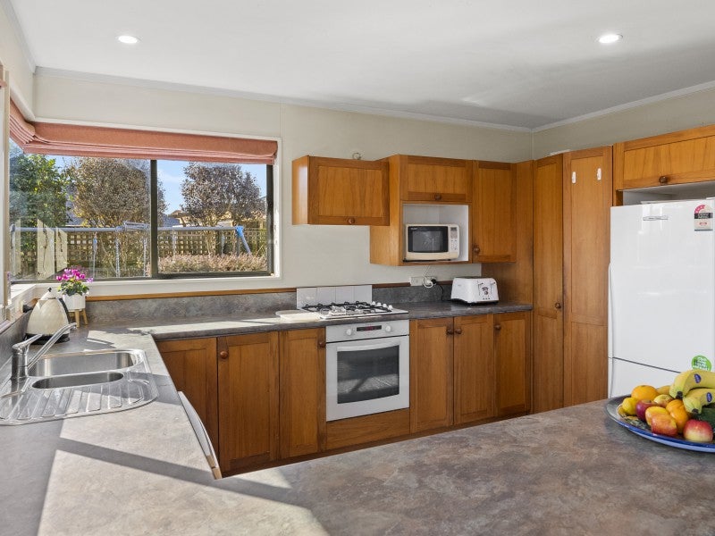 12 Mary Ann Muller Crescent, Stoke, Nelson - Carousel 2