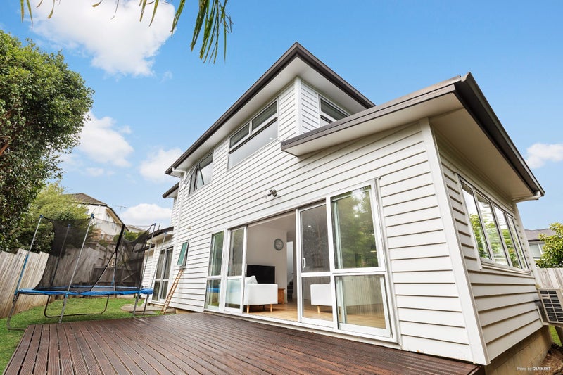 86 Pupuke Road, Hillcrest, Auckland - Carousel 2