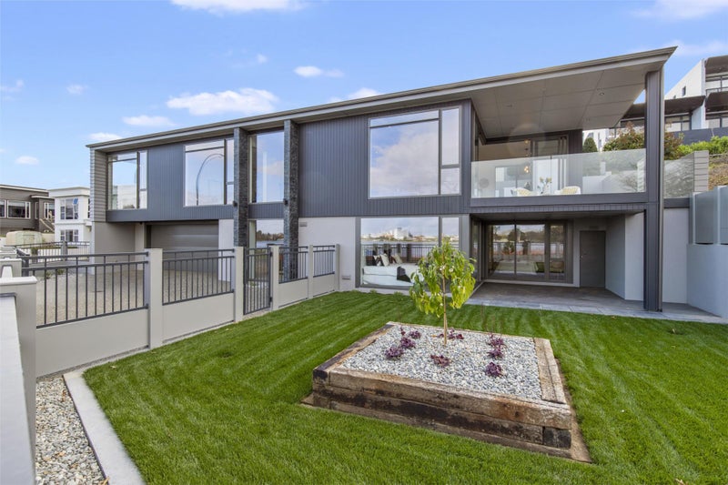 73A Lake Domain Drive, Frankton, Hamilton - Carousel 1