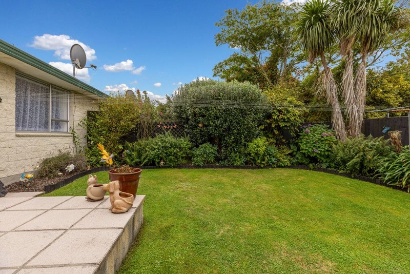 2/113A Oakhampton Street, Hornby, Christchurch - Carousel 1