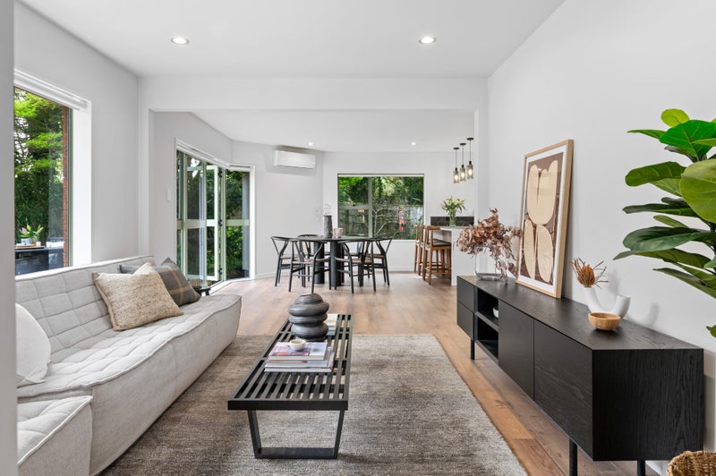 9 Charles Henry Place, Harrowfield, Hamilton - Carousel 2