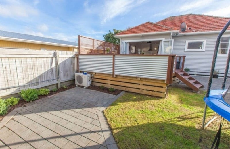31A Vincent Street, Waterloo, Lower Hutt - Carousel 2