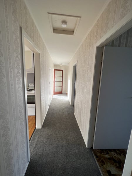 9 Maunder Place, New Lynn, Auckland - Carousel 8