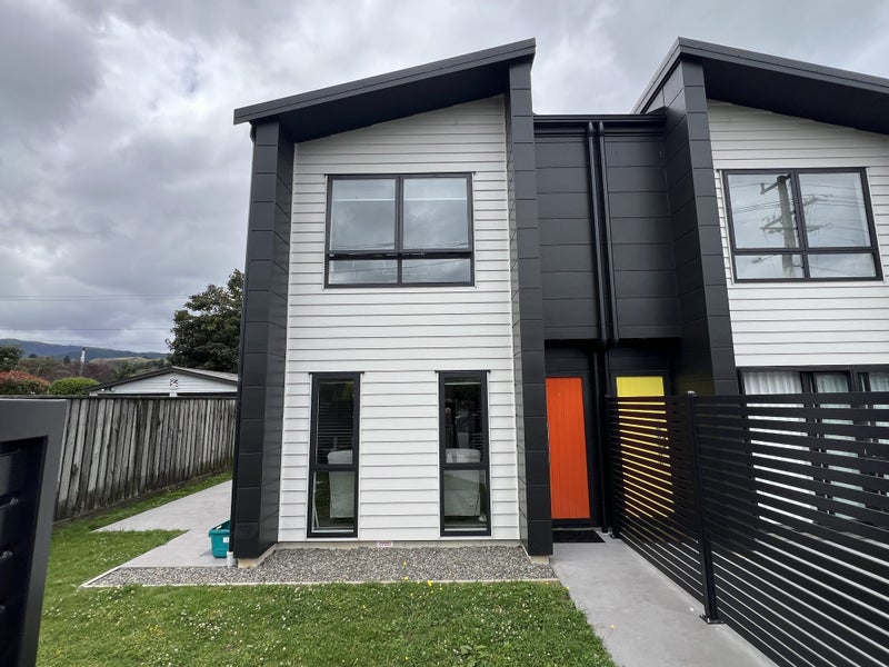11A MacLean Street, Wallaceville, Upper Hutt - Carousel 2