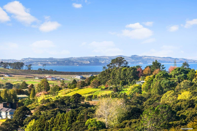 989 East Coast Road, Albany - Carousel 2