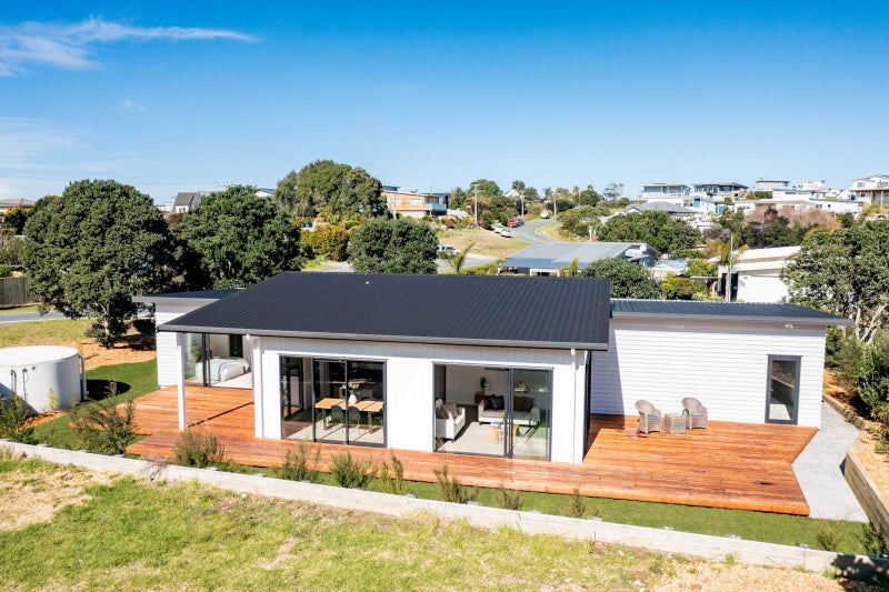 61 Seabreeze Road, Mangawhai Heads, Mangawhai - Carousel 1