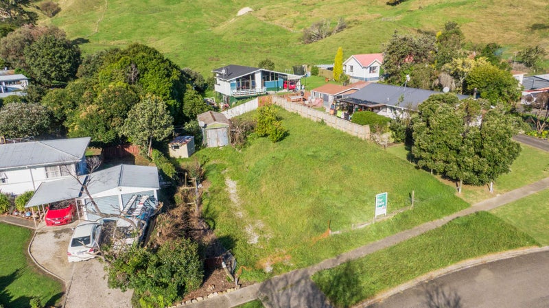 33 Einstein Street, Outer Kaiti, Gisborne - Carousel 2