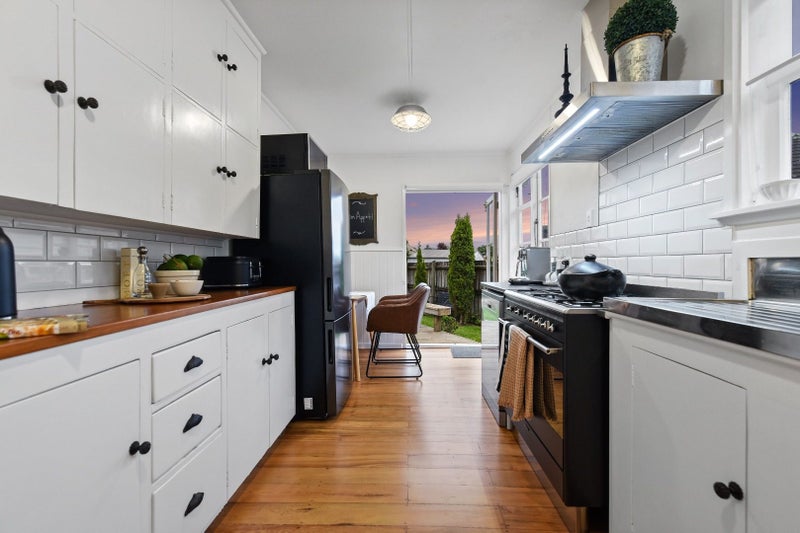 105 Fairfield Road, Fairfield, Hamilton - Carousel 2