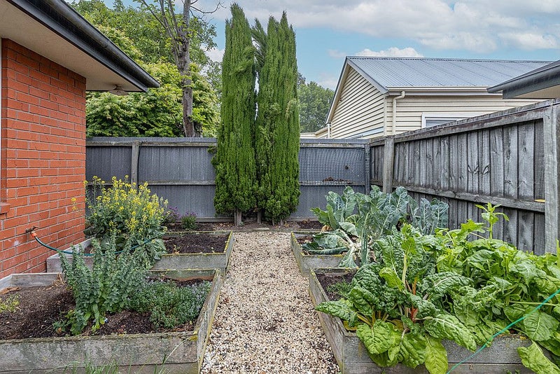 42A York Street, Waltham, Christchurch - Carousel 9