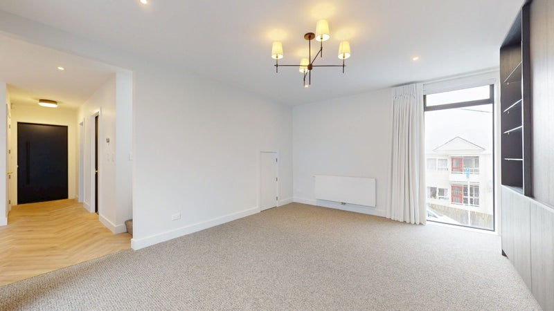 9A Edge Hill, Mount Victoria, Wellington - Carousel 2