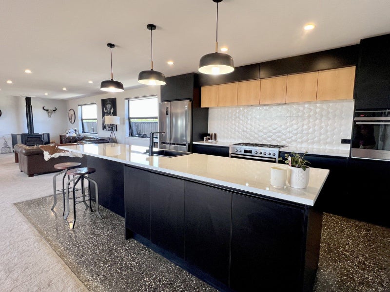 9 Court of Ascot, Seaward Bush, Invercargill - Carousel 2