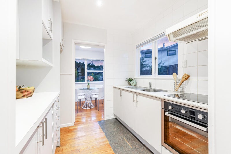 55 Glendene Avenue, Glendene, Auckland - Carousel 2