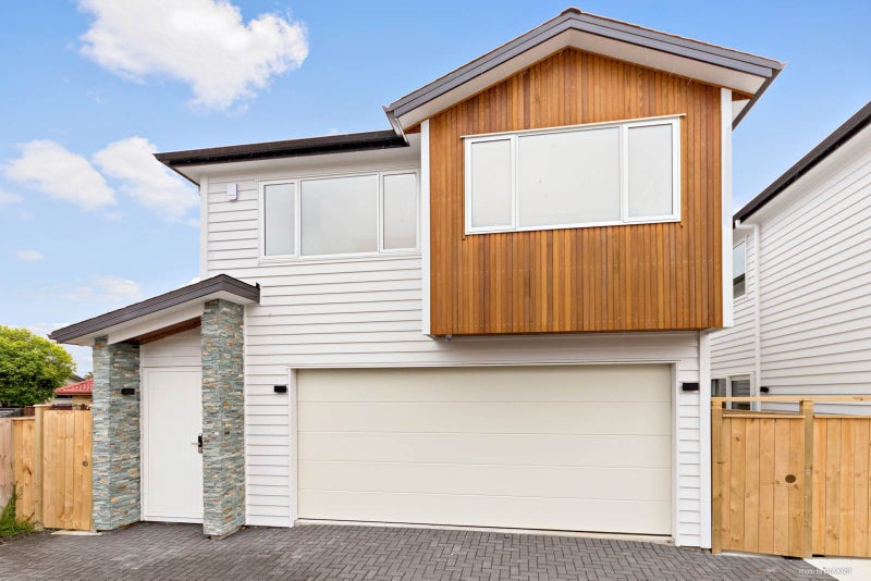 55C Sunderlands Road, Half Moon Bay, Auckland - Carousel 2