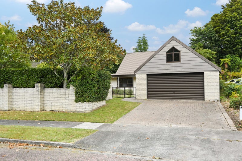 21 Perindale Drive, Chartwell, Hamilton - Carousel 2