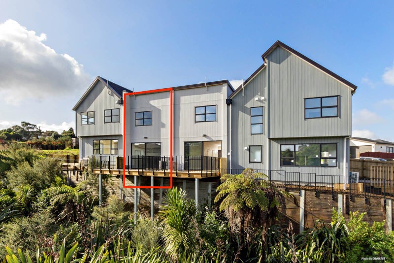 25 Mamuku Drive, Massey, Auckland - Carousel 2