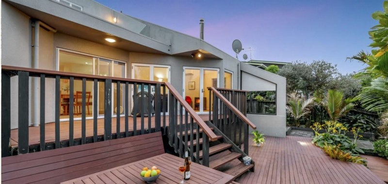 18 Marina View Drive, West Harbour, Auckland - Carousel 1