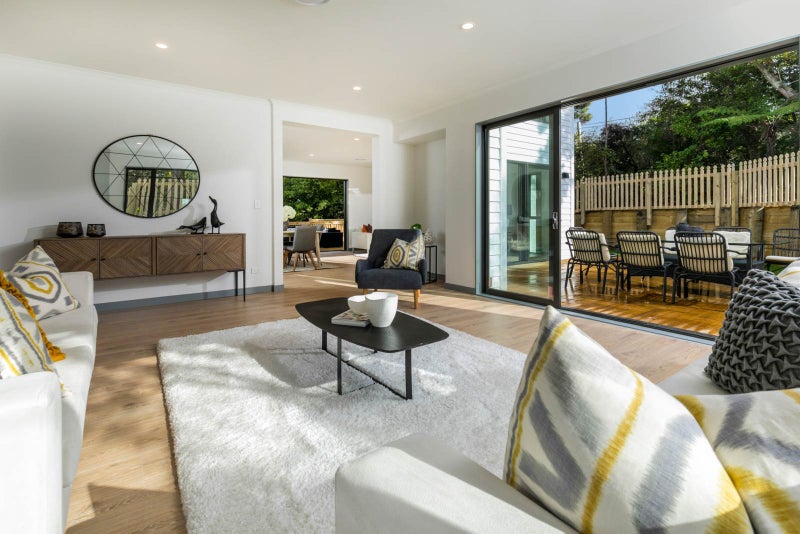 47A Tauhinu Road, Greenhithe, Auckland - Carousel 2
