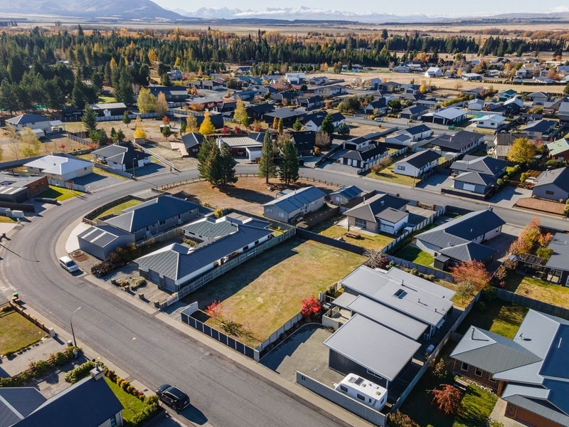 29 Rhoboro Road, Twizel - Carousel 2