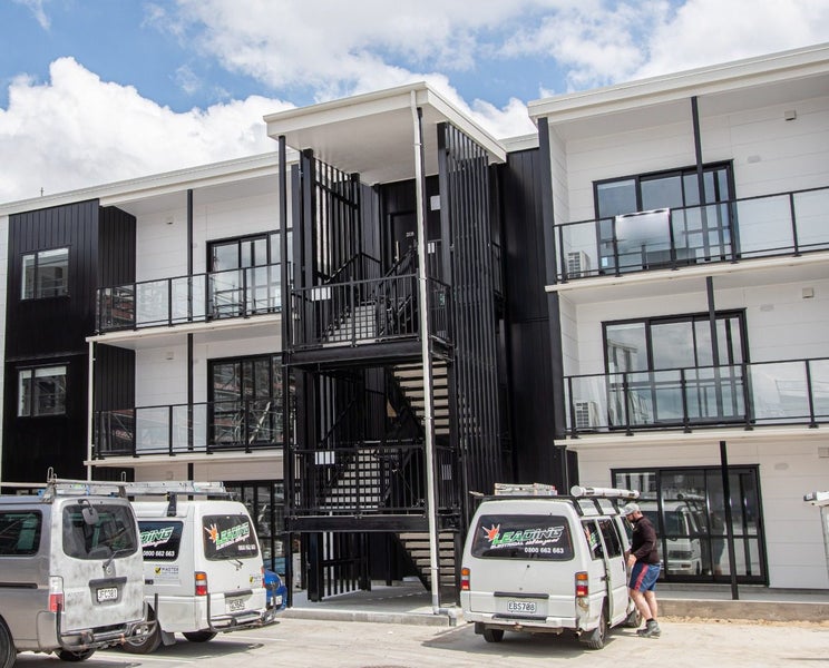 108/17 Vialou Street, Hamilton Central, Hamilton - Carousel 18