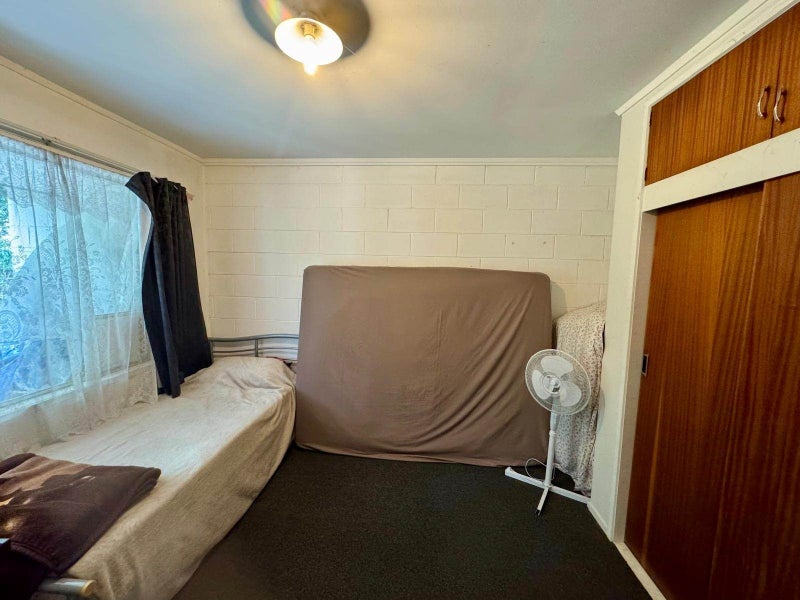 35 Wyllie Road, Papatoetoe, Auckland - Carousel 2