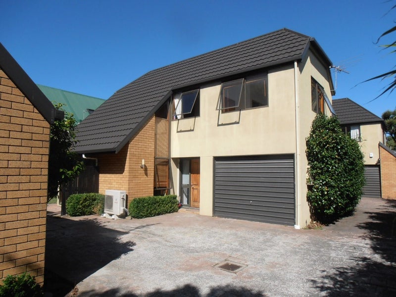 2/39 Rhodes Street, Merivale, Christchurch - Carousel 11