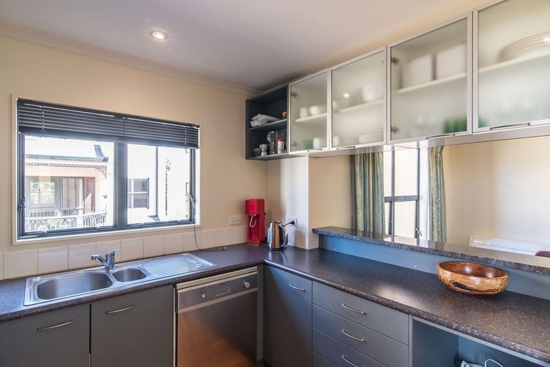 85 Hill Street, Thorndon, Wellington - Carousel 8