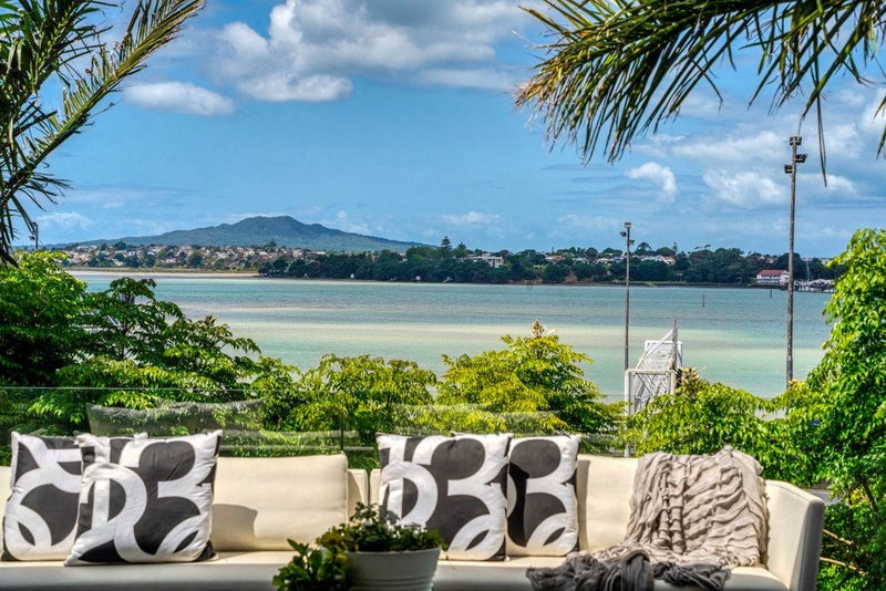 87 Princes Street, Northcote Point, Auckland - Carousel 2