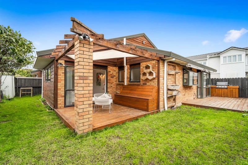 3/26 Inverness Road, Browns Bay, Auckland - Carousel 1