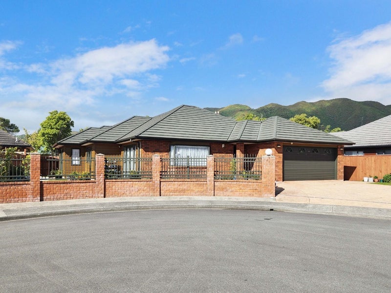 29 Moana Grove, Waiwhetu, Lower Hutt - Carousel 1