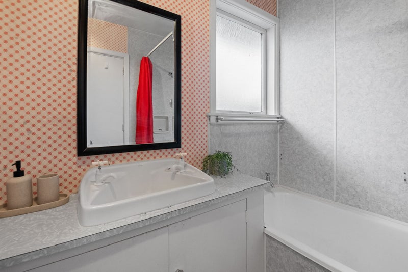 30 Ontario Place, Wainoni, Christchurch - Carousel 19