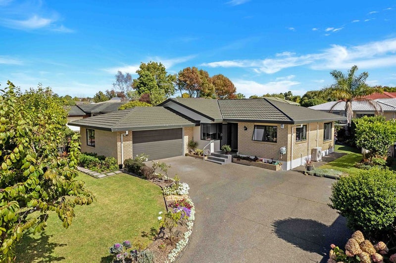 45 Merlot Heights, Huapai, Kumeū - Carousel 1