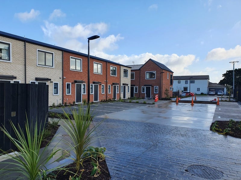 20/137 Hall Avenue, Favona, Auckland - Carousel 1