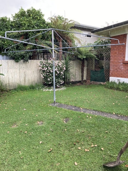 21 Hooker Avenue, Chedworth, Hamilton - Carousel 17