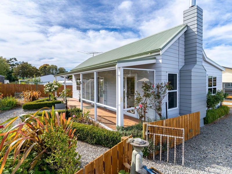 38 Thomas Street, Waikouaiti, Waikouaiti - Carousel 1