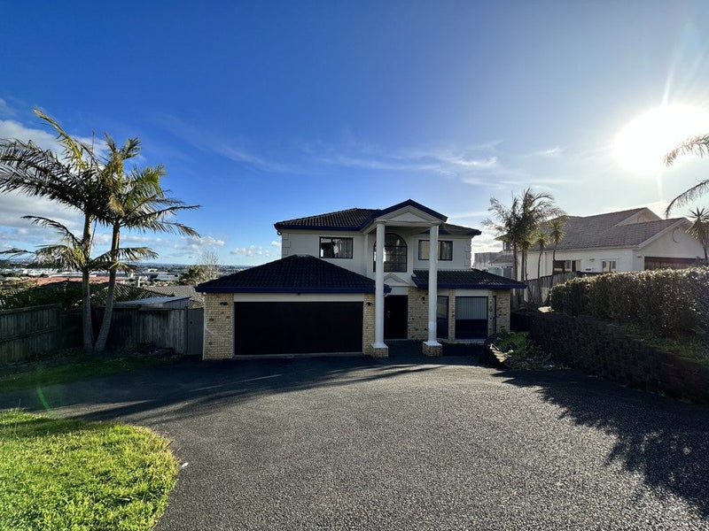 6 Cricklade Terrace, Windsor Park, Auckland - Carousel 22