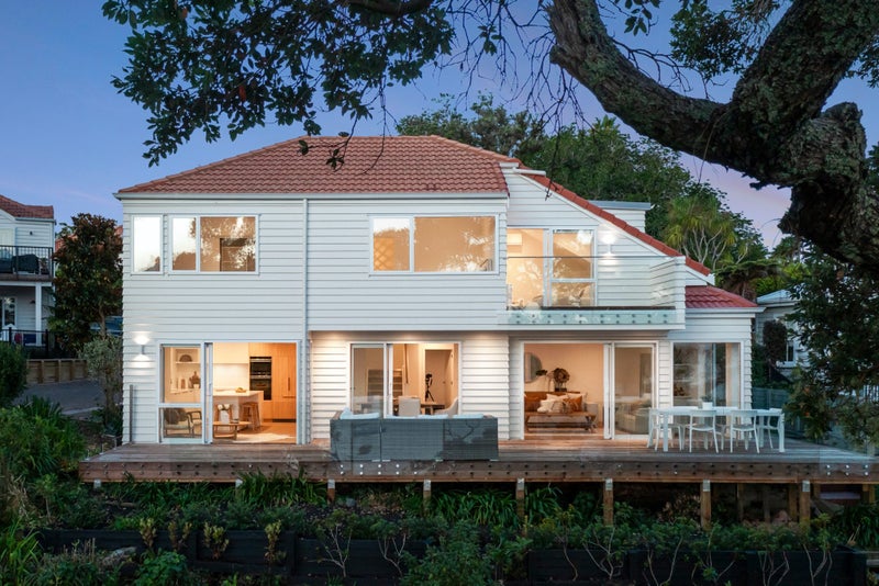 5/30 Clarence Road, Northcote Point, Auckland - Carousel 2