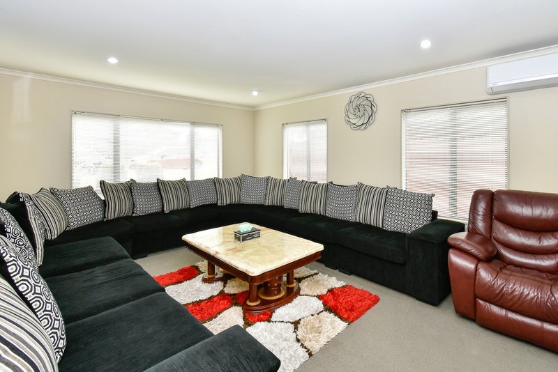 56 Peninsula Road, Mangere, Auckland - Carousel 2
