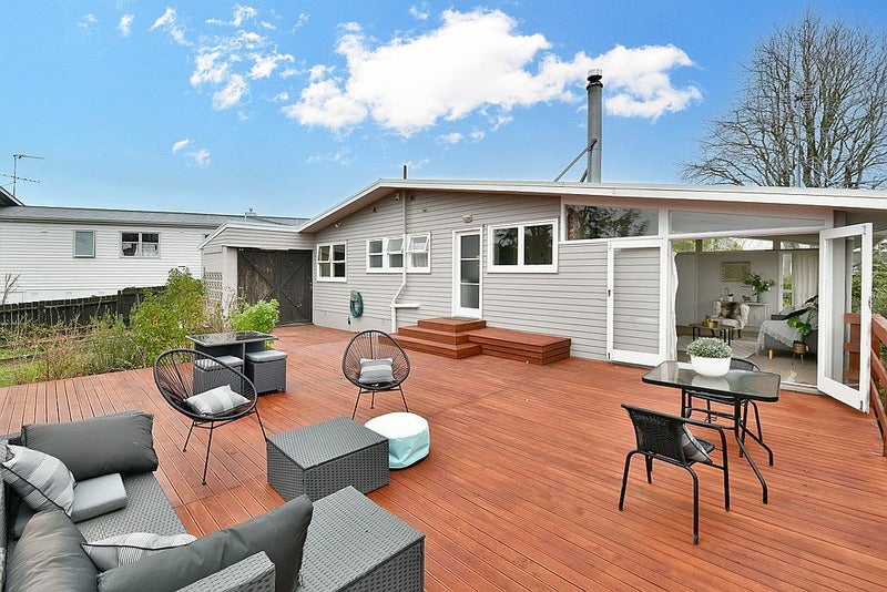 95 Lauderdale Road, Birkdale, Auckland - Carousel 2