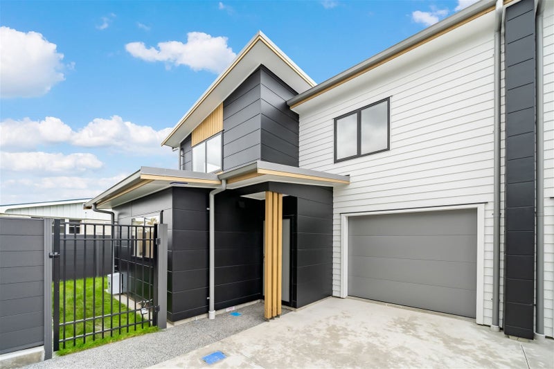 47D PINE AVE, Ebdentown, Upper Hutt - Carousel 1