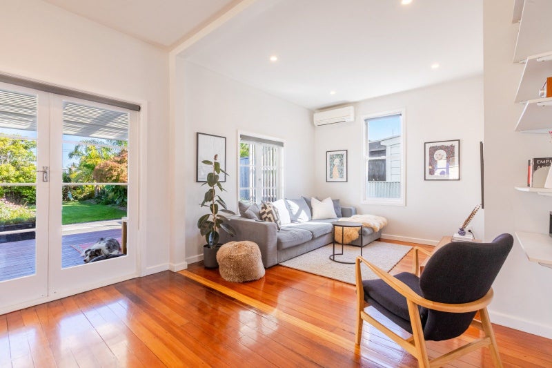 100 Vigor Brown Street, Napier South, Napier - Carousel 2