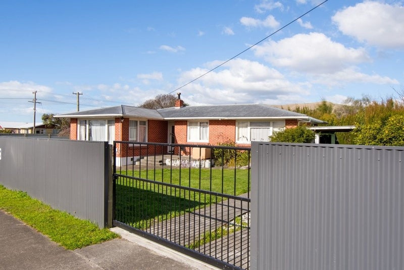 1 Cleghorn Street, Redwoodtown, Blenheim - Carousel 1