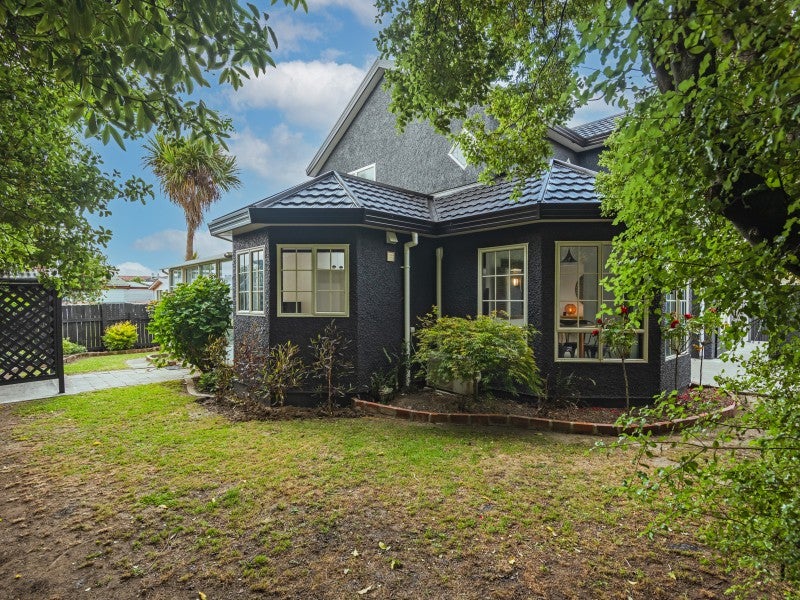 9A Cuba Street, Takaro, Palmerston North - Carousel 1