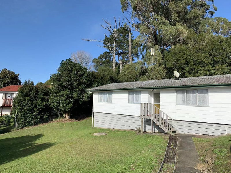 80 Salamanca Road, Sunnynook, Auckland - Carousel 1