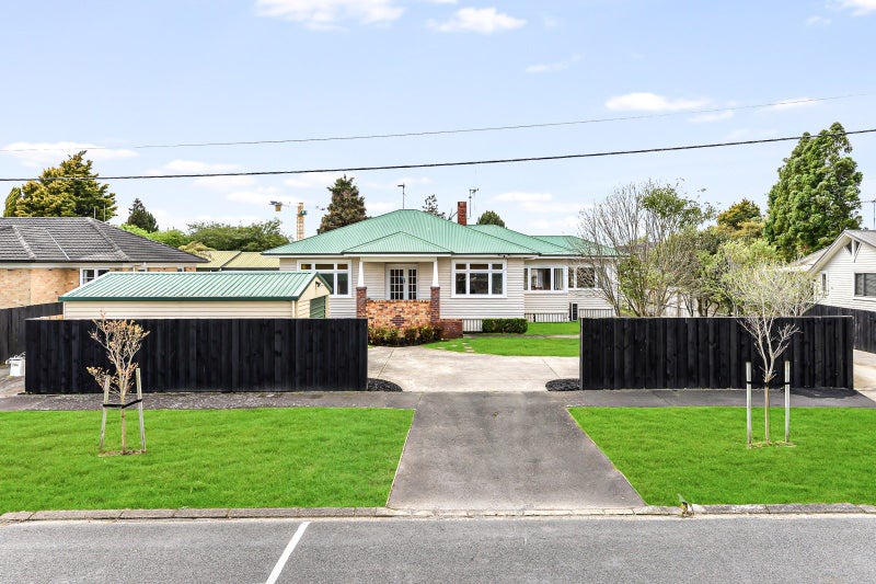 16 Hobson Street, Maeroa, Hamilton - Carousel 2