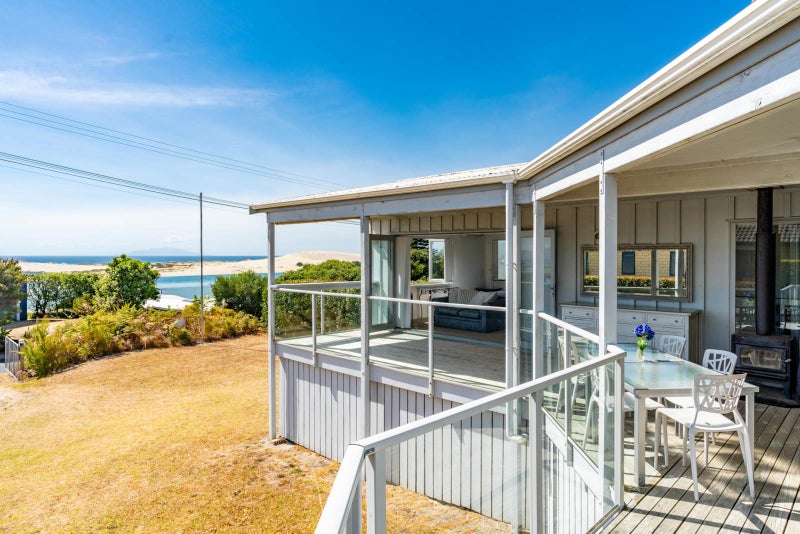 30 Cheviot Street, Mangawhai Heads, Mangawhai - Carousel 1