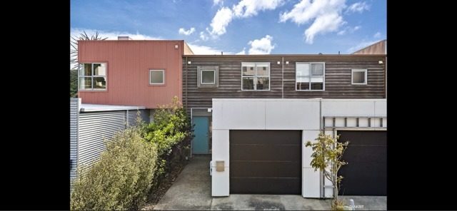 38 Saddleback Grove, Karori, Wellington - Carousel 14